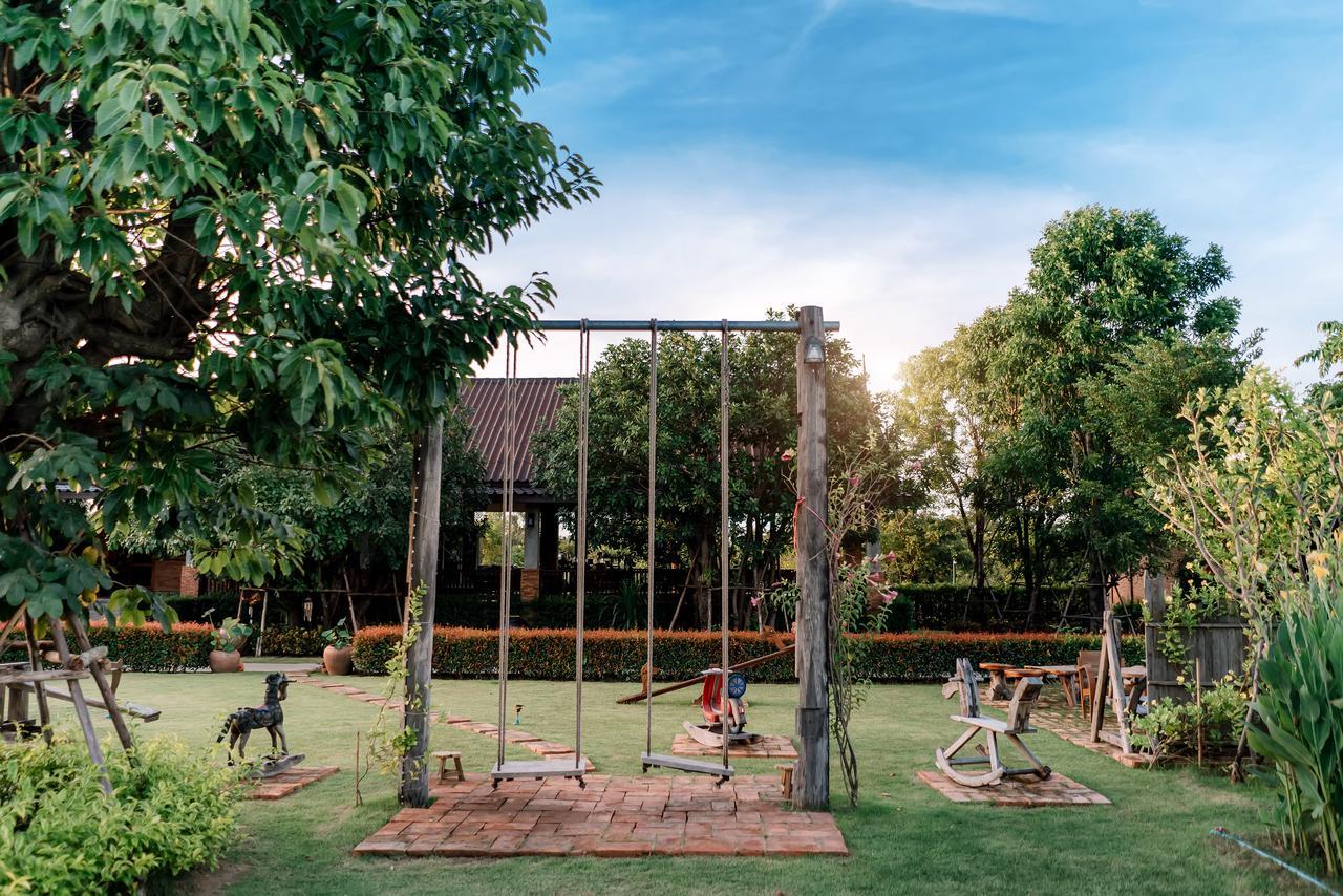 Sawasdee Sukhothai Resort Exterior photo