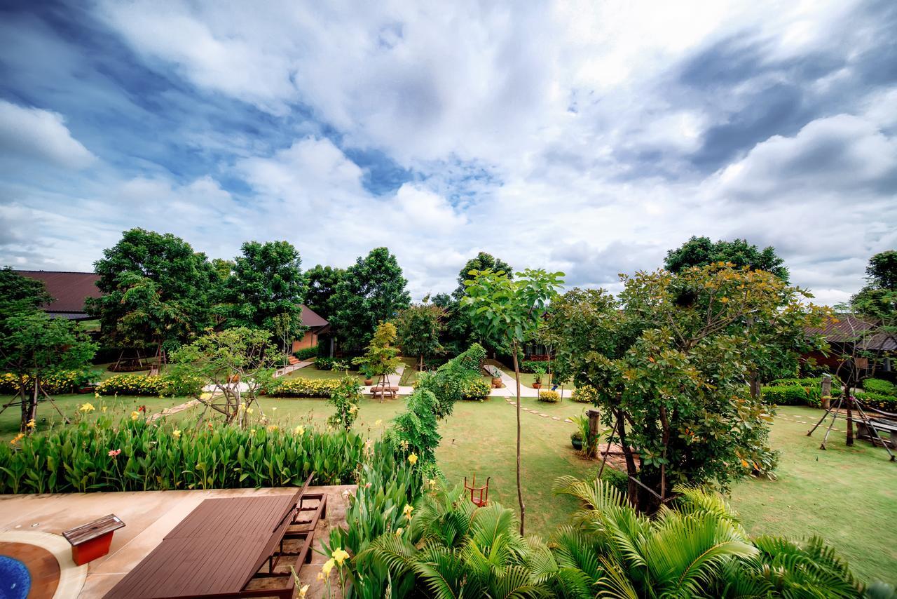 Sawasdee Sukhothai Resort Exterior photo